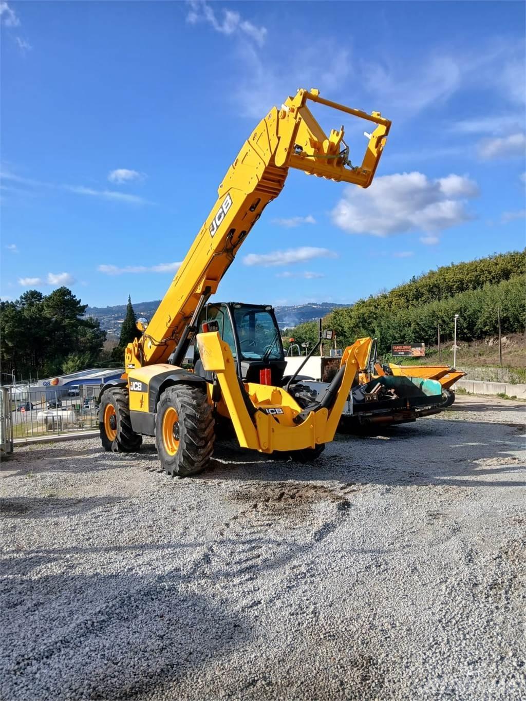 JCB 540-200 Ричтраки
