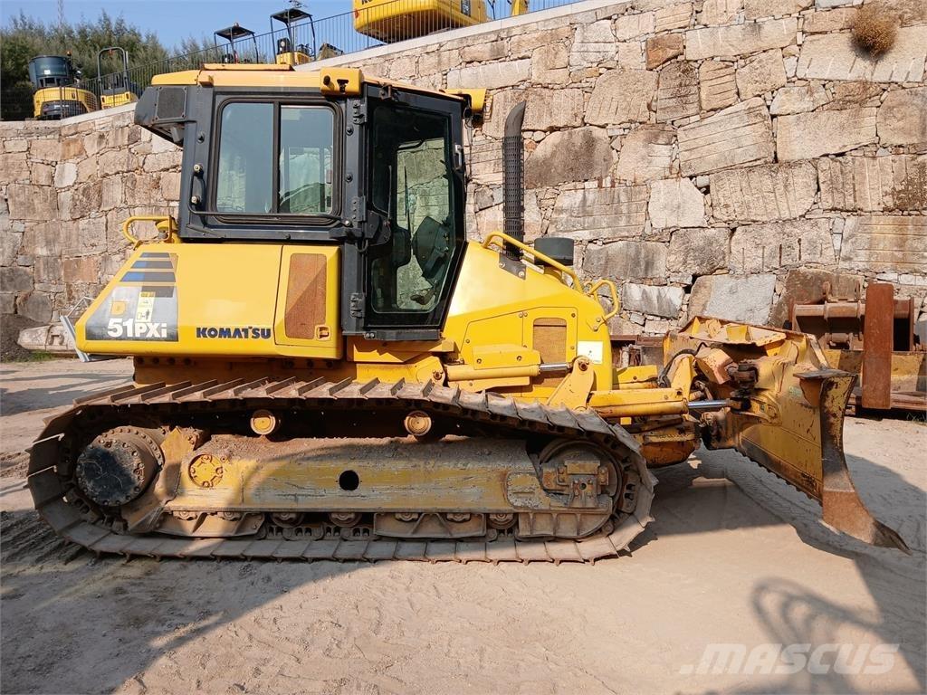 Komatsu D51PXI-22 Трубоукладчики