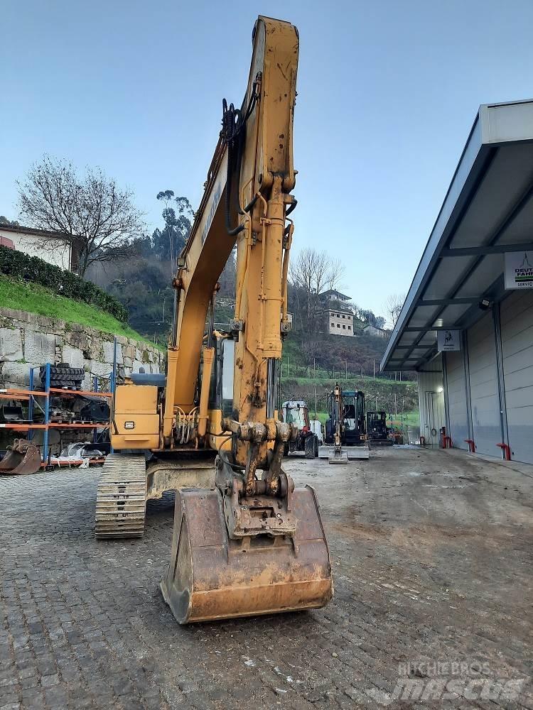 Komatsu PC160LC-8 Гусеничные экскаваторы