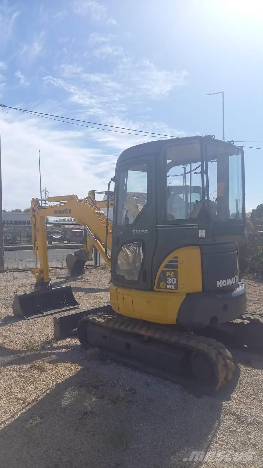 Komatsu PC30MR-2 Мини-экскаваторы