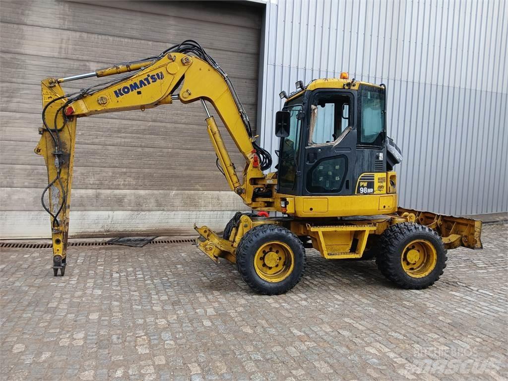 Komatsu PW98MR-6 Колёсные экскаваторы