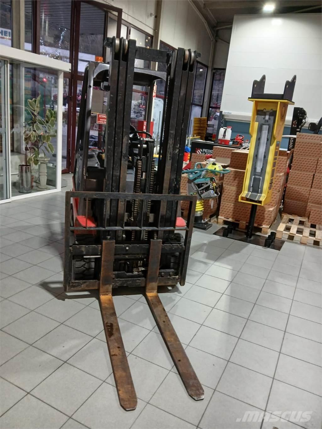 Manitou MI18D Другие складские механизмы