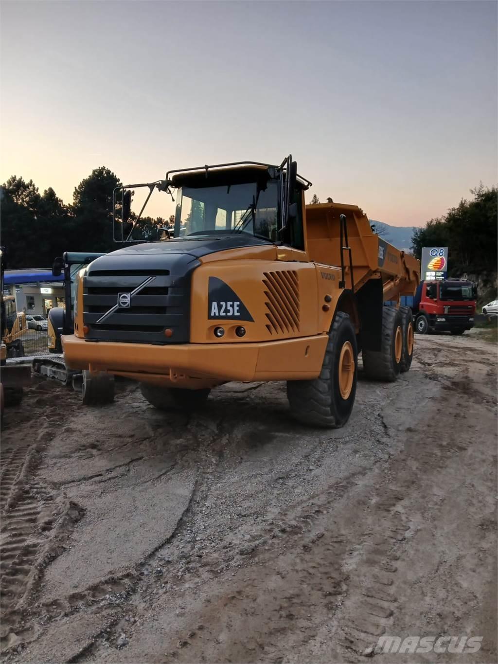 Volvo A25E Мини-самосвалы
