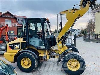 CAT 907H Фронтальные погрузчики