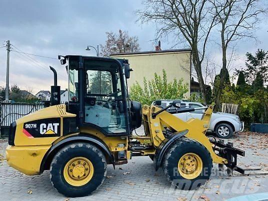 CAT 907H Фронтальные погрузчики