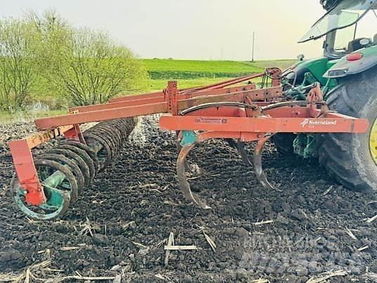 Kverneland CLB Культиваторы сплошные
