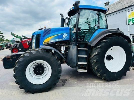 New Holland T8020 Трактора