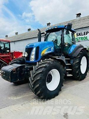 New Holland T8020 Трактора