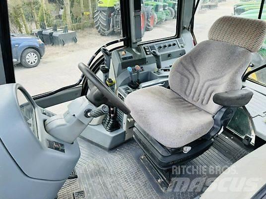 Valtra T160 Трактора