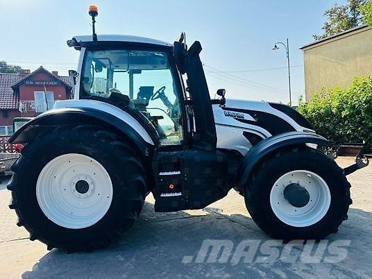 Valtra T174 VERSU Трактора