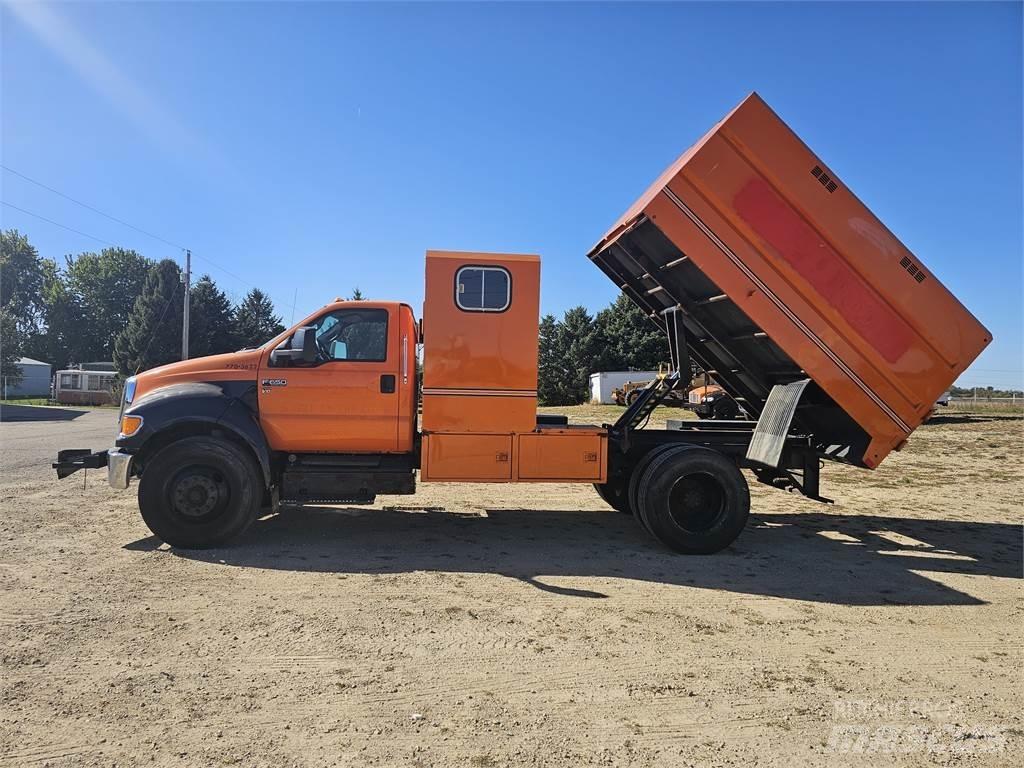 Ford F650 Грузовики-Щеповозы