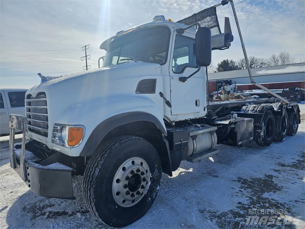 Mack Granite Специальные грузовики