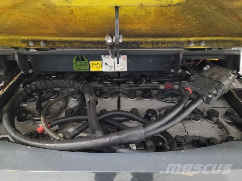 Aisle-Master 20WHE Узкопроходные штабелёры