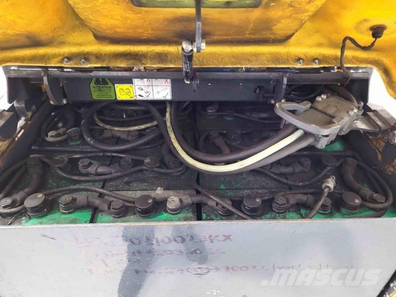 Aisle-Master AM20SHE Узкопроходные штабелёры