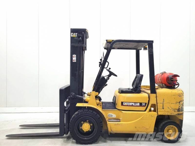 CAT GP30K Газовые погрузчики
