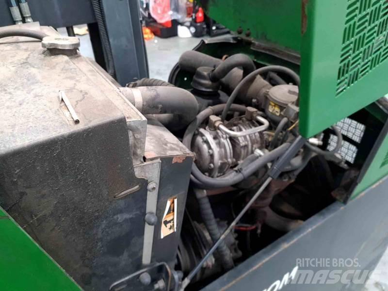 Combilift C4000 4-x ходовые ричтраки
