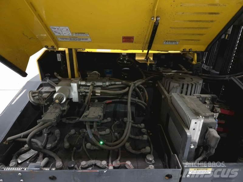 Combilift CBE3000 4-x ходовые ричтраки