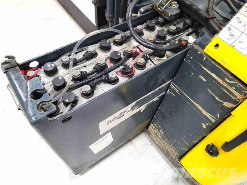 Combilift CS1500 Самоходные электроштабелёры