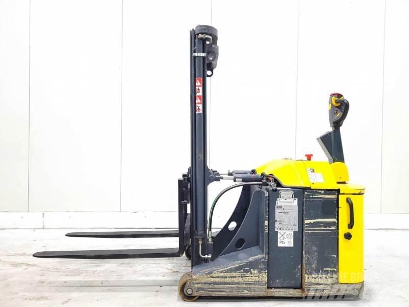 Combilift CS1500 Самоходные электроштабелёры