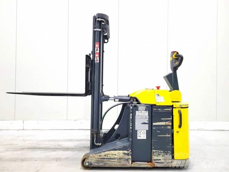 Combilift CS1500 Самоходные электроштабелёры