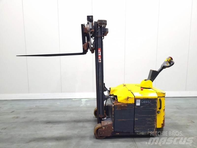 Combilift CS1500 Самоходные электроштабелёры