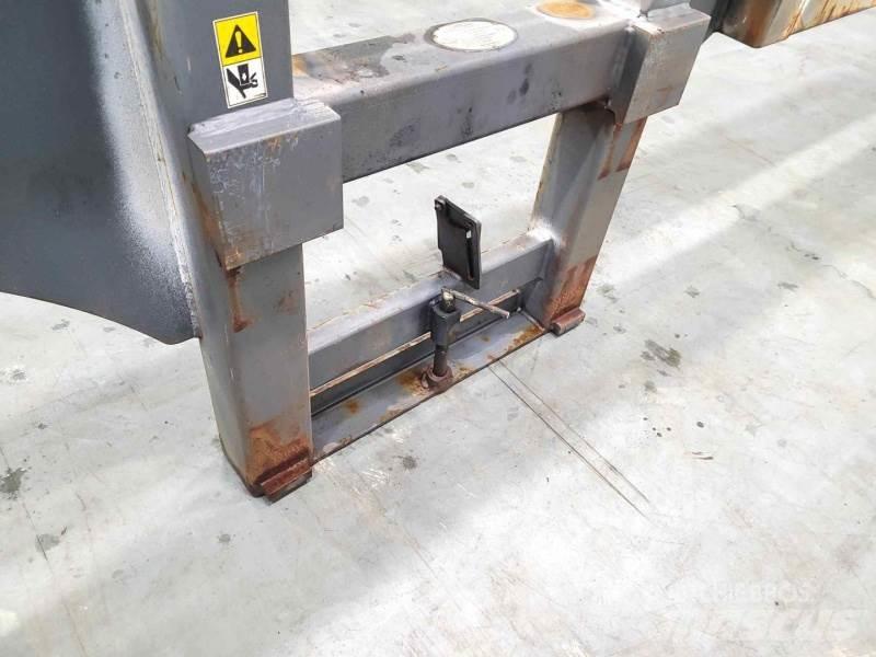 Combilift WFC Запчасти для складской техники