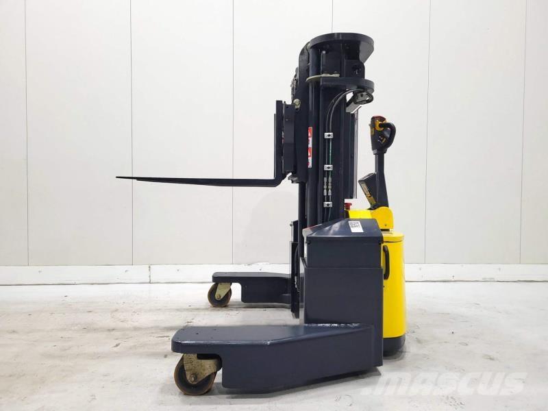 Combilift WR4 Ричстакеры