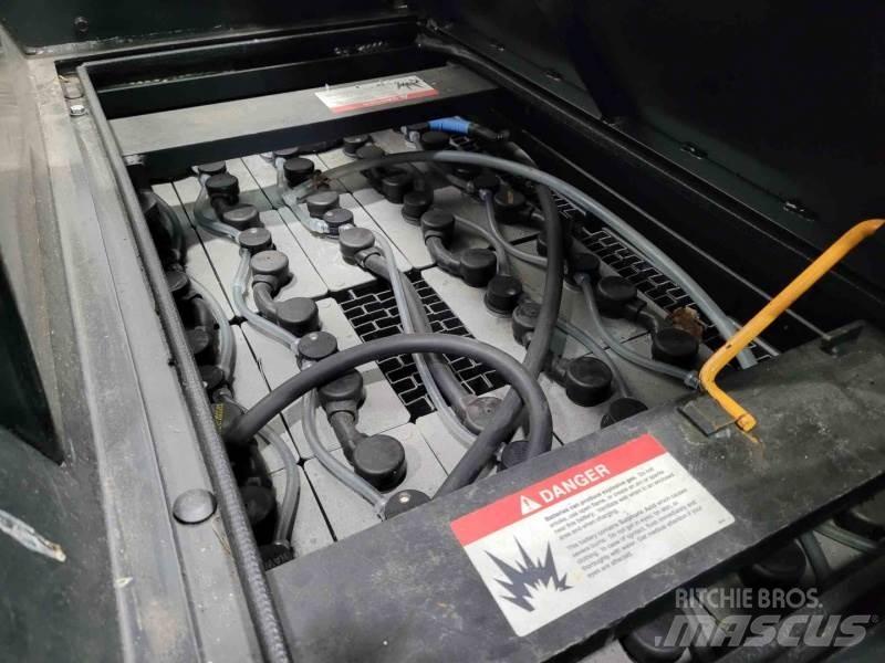 Crown TSP6000-1.25 Узкопроходные штабелёры