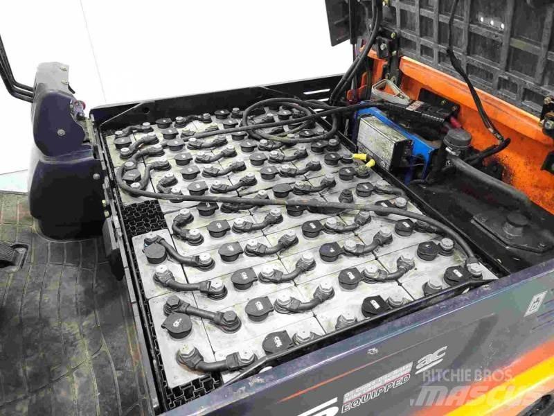 Doosan B25X-5 Электропогрузчики