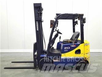 Doosan D20SC-5 Дизельные погрузчики