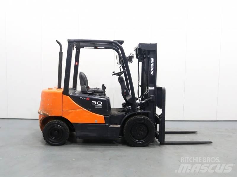 Doosan D30S-5 Дизельные погрузчики
