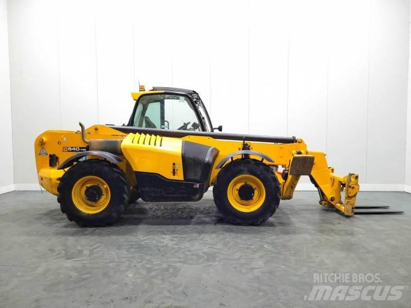 JCB 540-140 HIVIZ Телескопические погрузчики