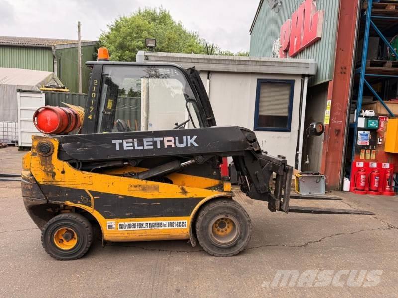 JCB TLT30G Телескопические погрузчики