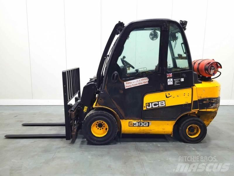 JCB TLT30G Телескопические погрузчики