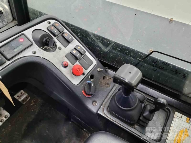 JCB TLT30G Телескопические погрузчики