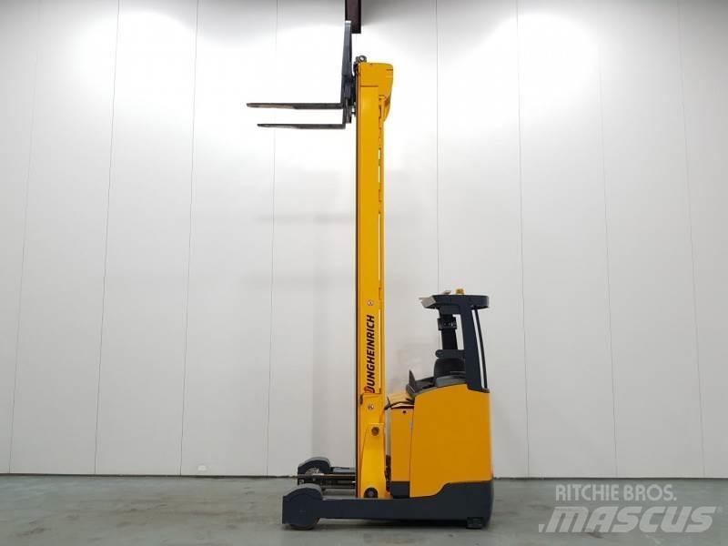 Jungheinrich ETV325 Ричтраки