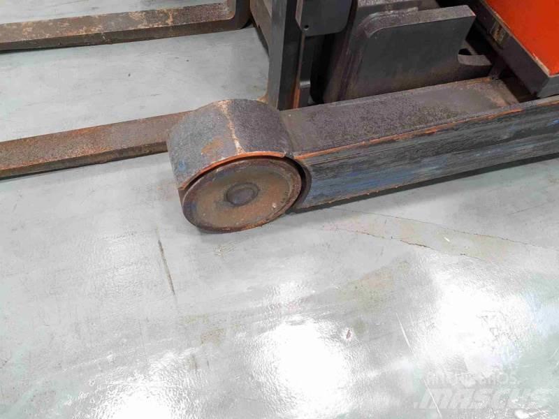 Linde R16HD-01 1120 Ричтраки