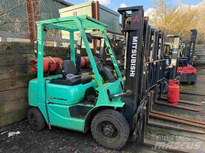 Mitsubishi FG20 Газовые погрузчики