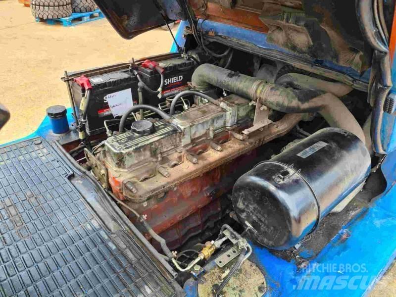 Nissan FO4D40Q2 Дизельные погрузчики