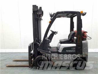 Nissan PD01A15PQ Газовые погрузчики