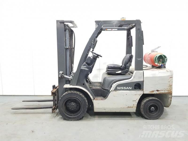 Nissan UG1F2A35DU Газовые погрузчики