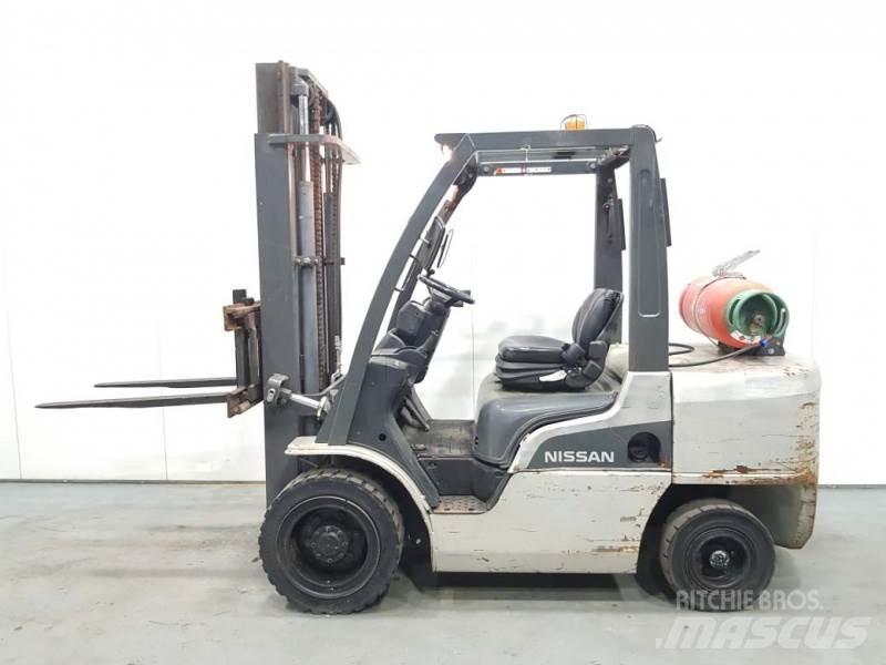 Nissan UG1F2A35DU Газовые погрузчики