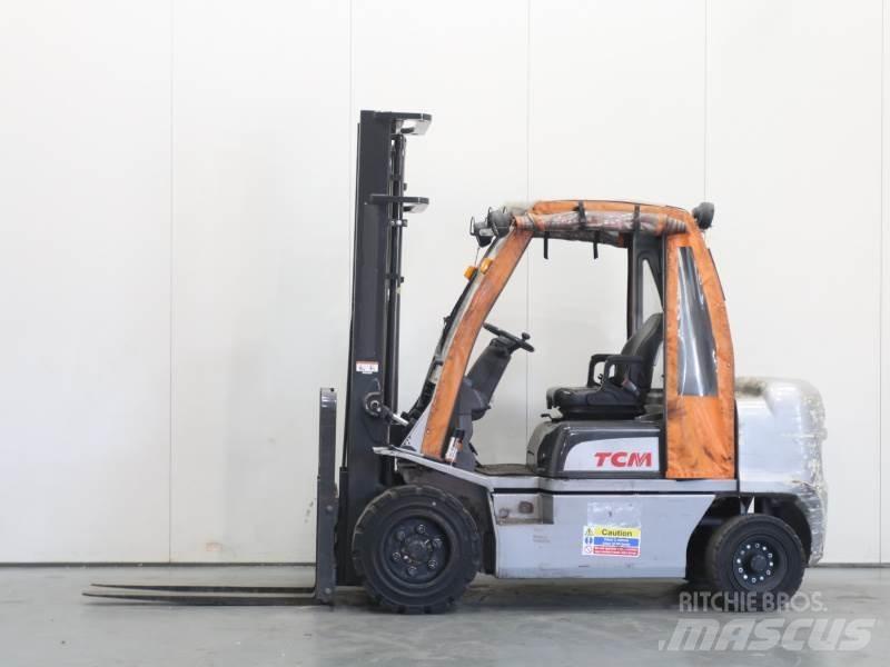 Nissan YG1D2A32H Дизельные погрузчики