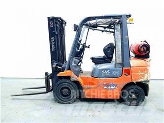 Toyota 42-7FGF25 Газовые погрузчики