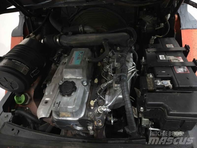 Toyota 52-8FDJF35 Дизельные погрузчики