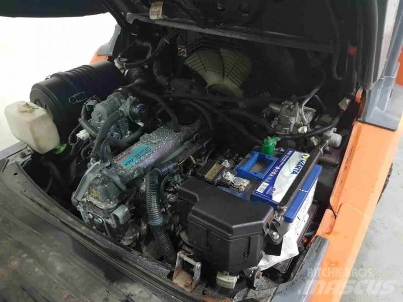 Toyota 8FGF30 Газовые погрузчики