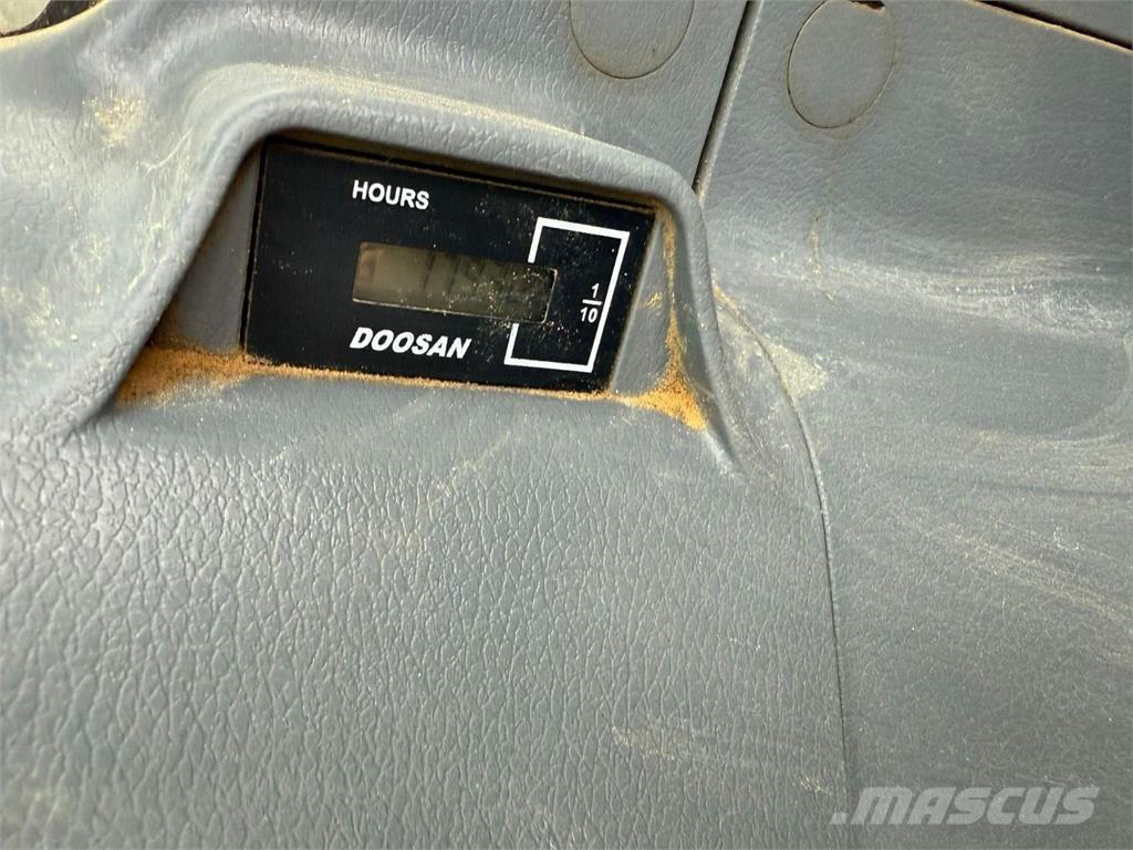 Doosan DX490LC-7K Гусеничные экскаваторы