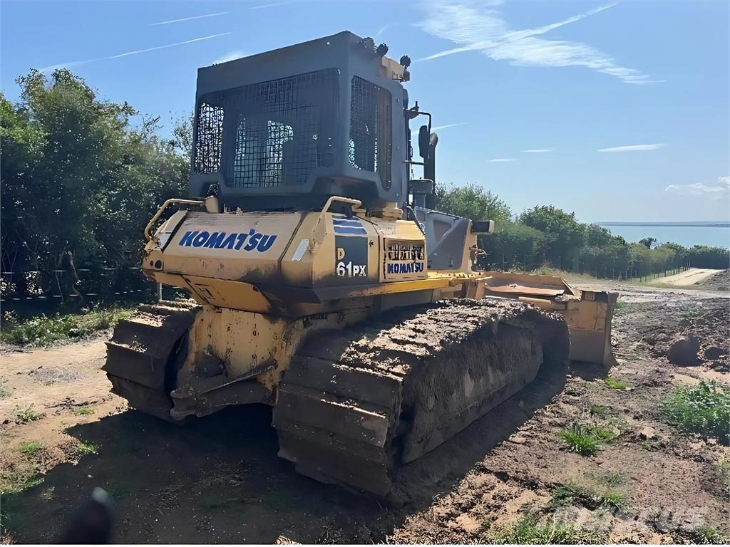 Komatsu D61-15px Гусеничные бульдозеры