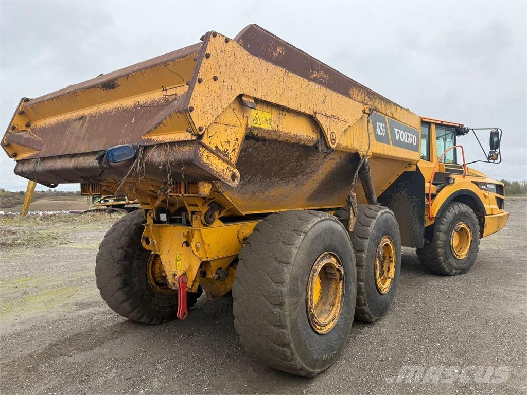 Volvo A25G Шарнирно-сочленённые самосвалы