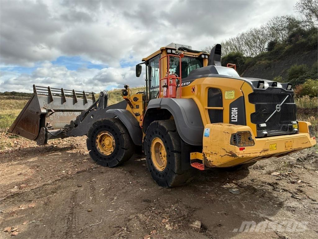 Volvo L120H Фронтальные погрузчики